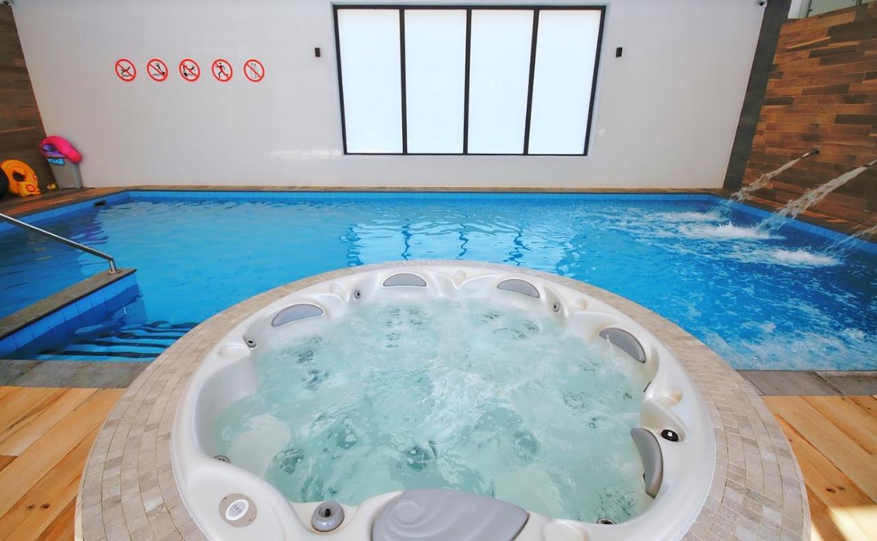 Apartament Dotta Kolobrzeg Ngoại thất bức ảnh